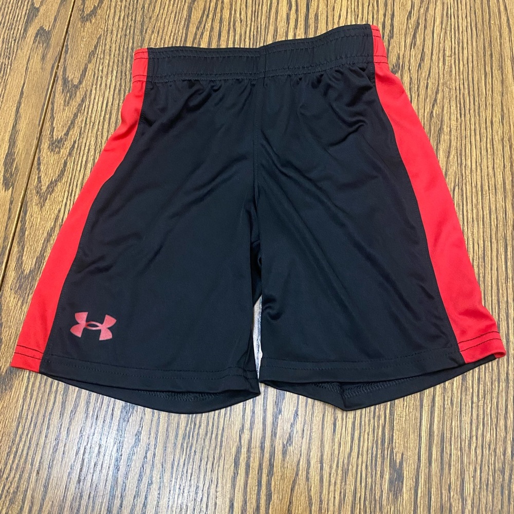 Black and red Under Armor shorts boys size 6. Used in great condition.